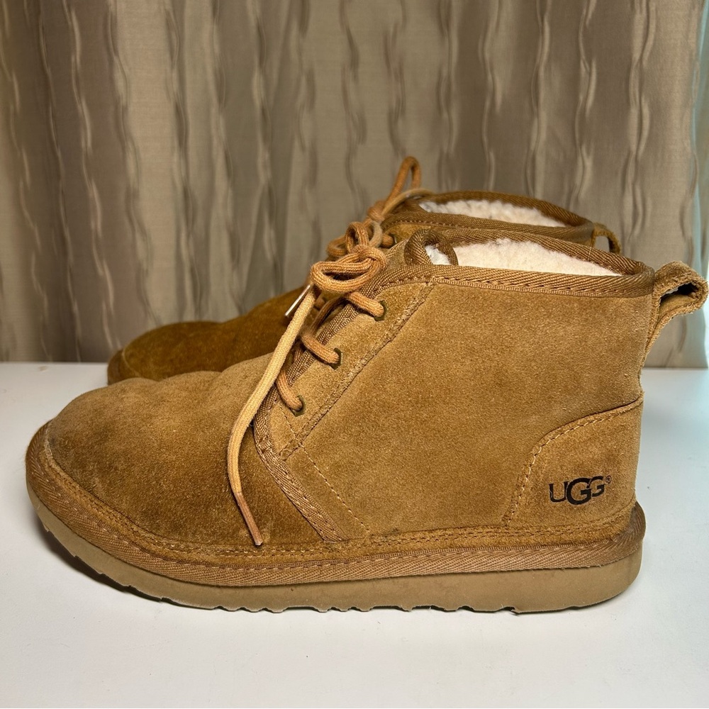 UGG Neumel II Z Kid's Big Girl's 5 Chestnut Suede Lined Lace Up Ankle 1017320K